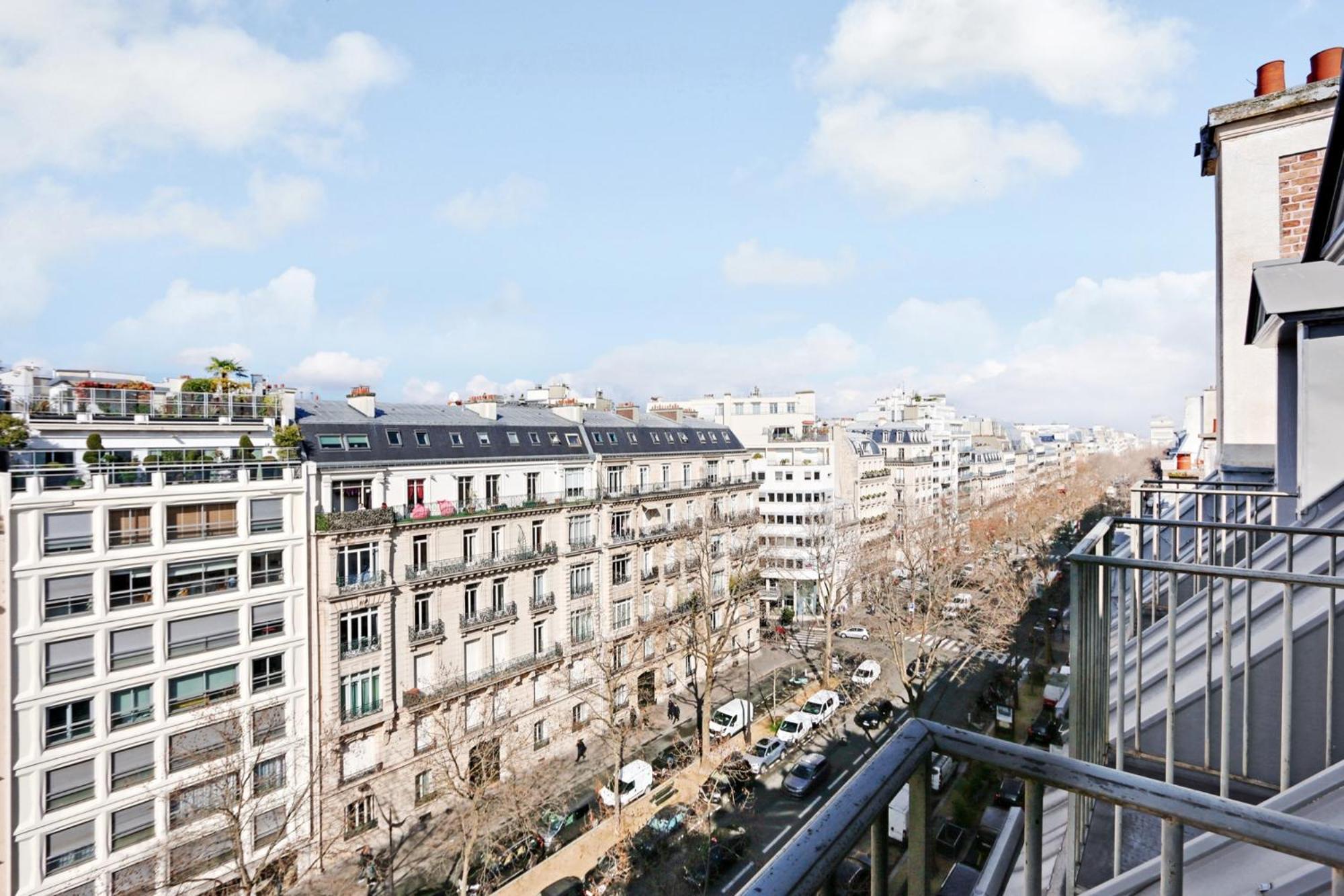 Eiffel Tower View Apartment Paris Bagian luar foto